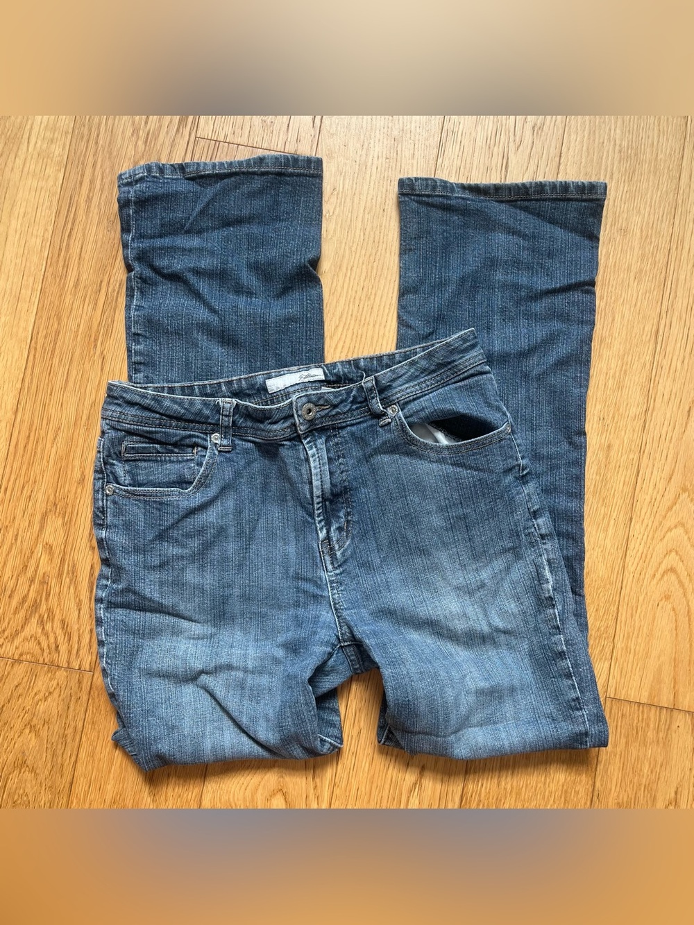 3/$15 Chicos Bootcut Jeans